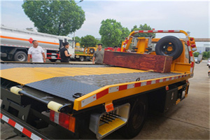 惠南镇附近拖车电话号码服务