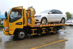 惠南镇附近拖车救援24小时服务热线